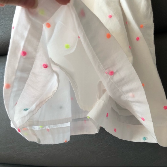 Baby GAP TOP Size 5T π€White with Neon Dots πππππ§‘π - Picture 3 of 4